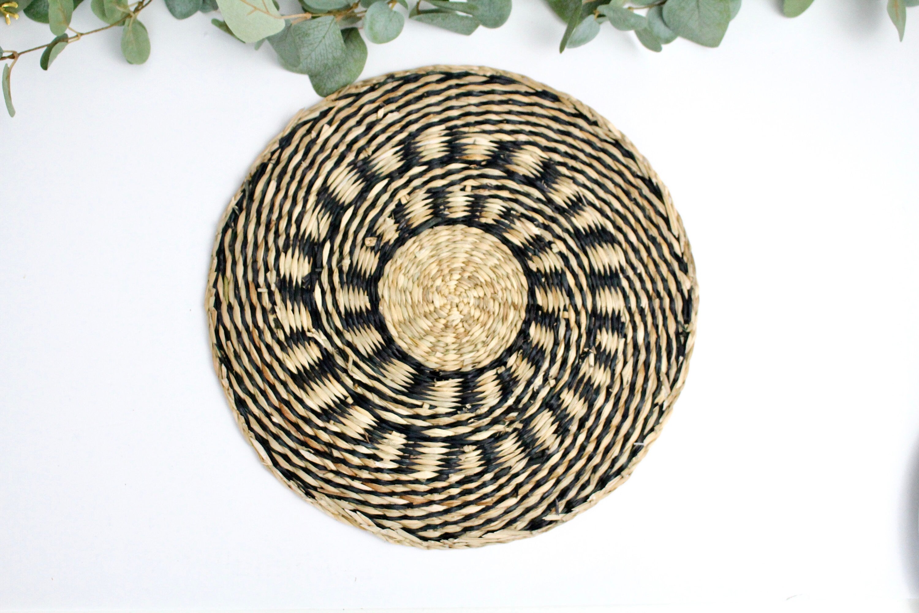 Black and Beige Swirl Woven Placemat CLEARANCE SALE