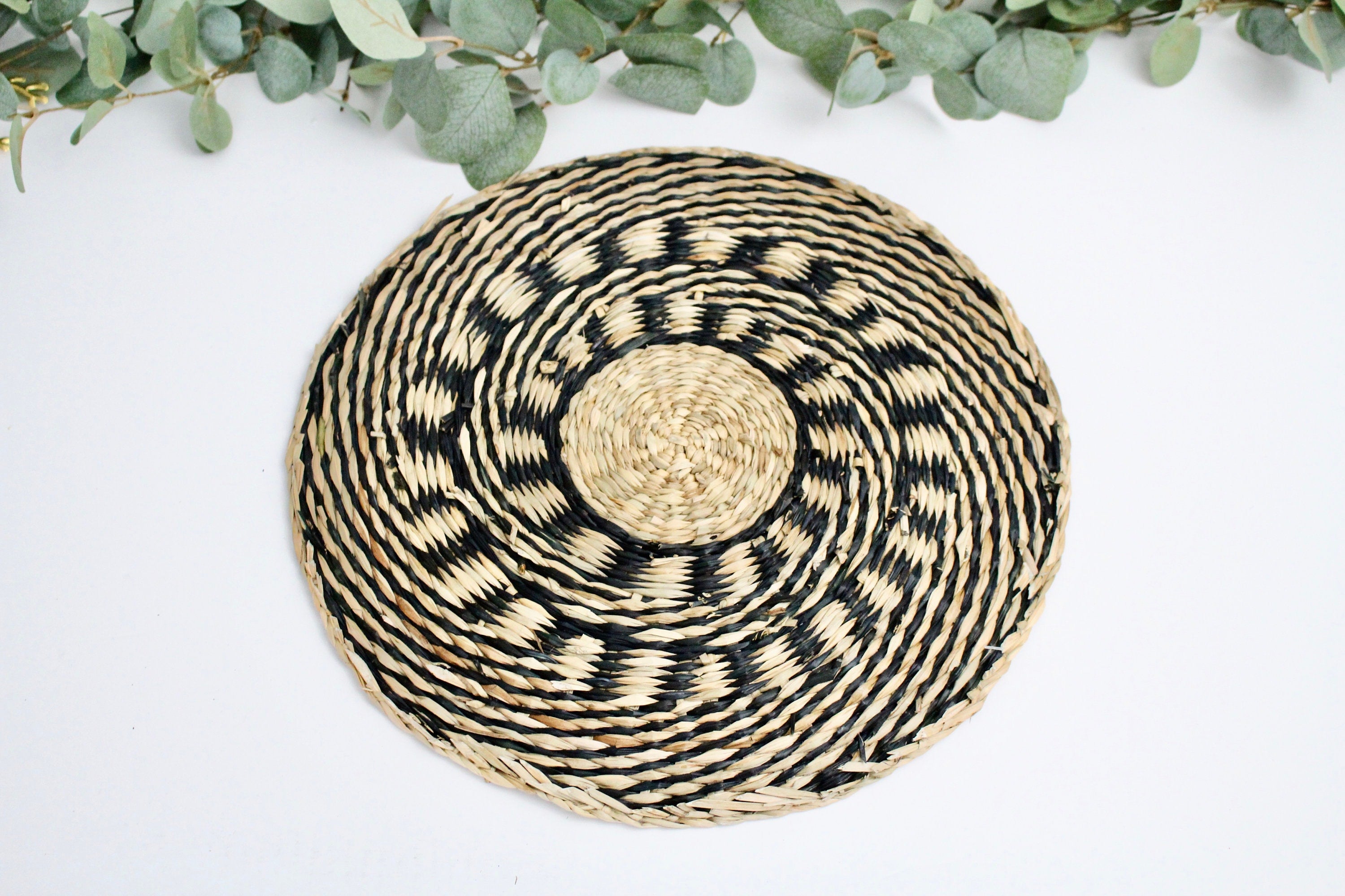 Black and Beige Swirl Woven Placemat CLEARANCE SALE