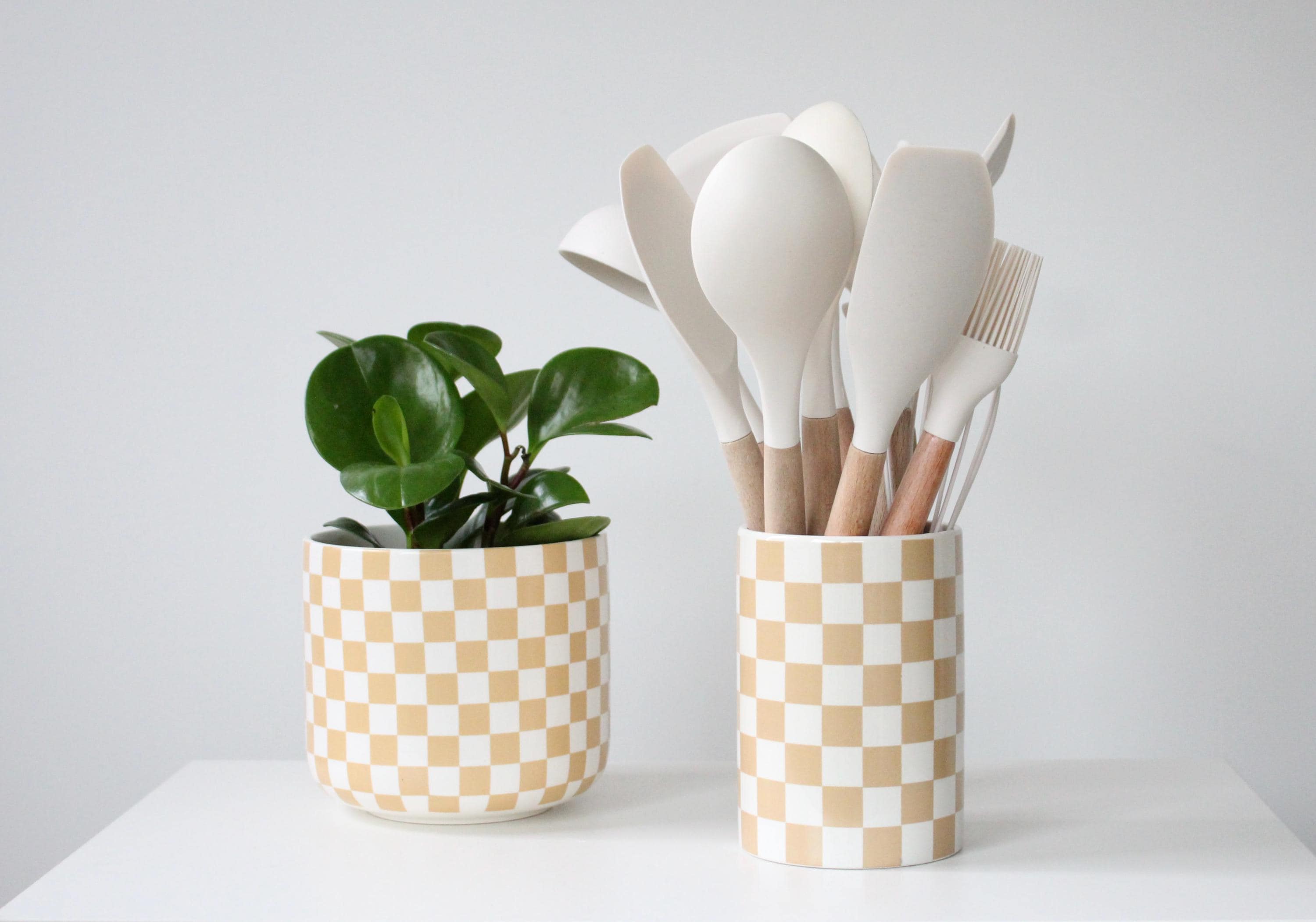 Large Checkered Ceramic Planter with Two Tone Glaze in Beige and White