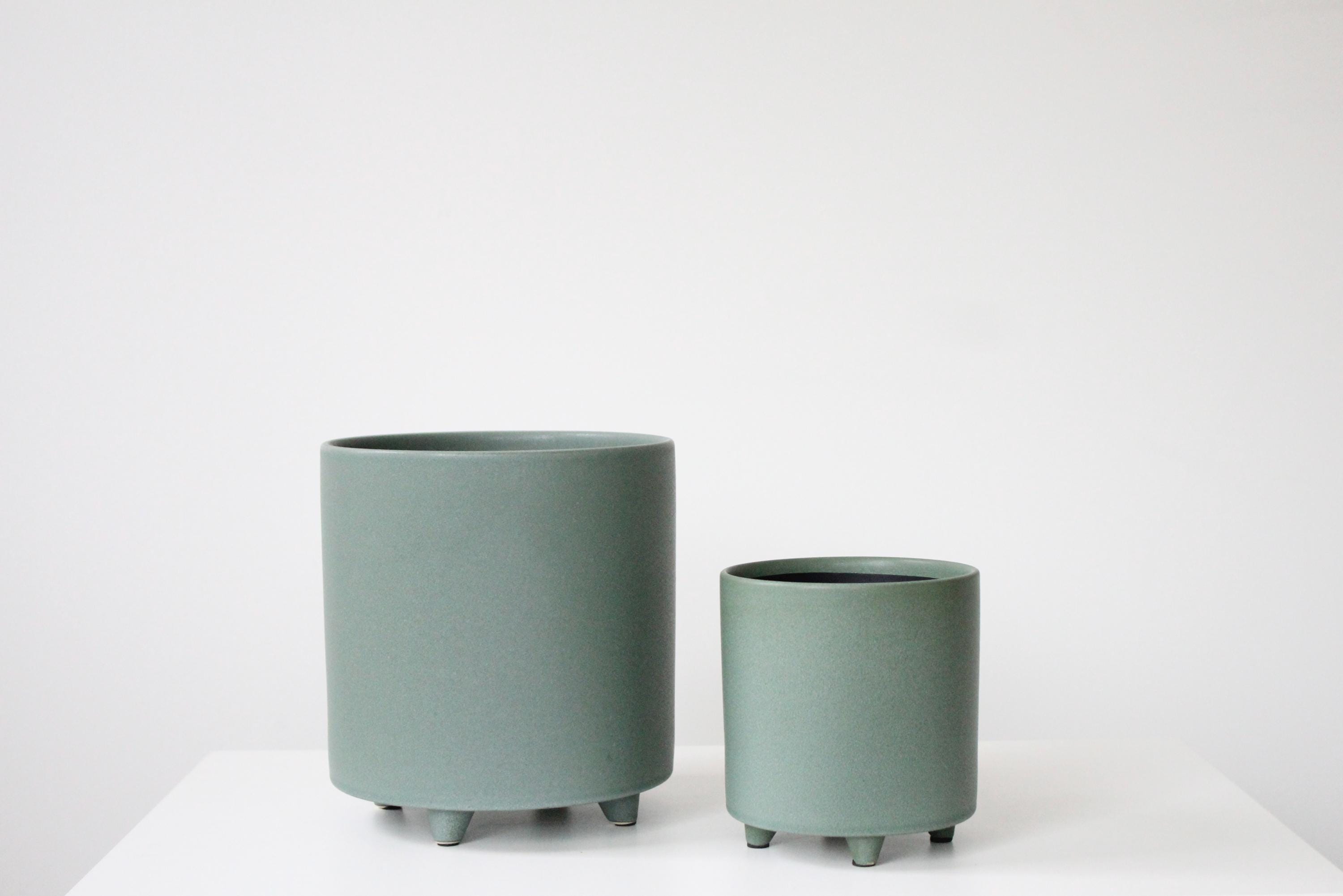 Emerald Green Ceramic Footed Plant Pot | Cute Unique Flower Pot | Green Modern Planter | Succulent Planter