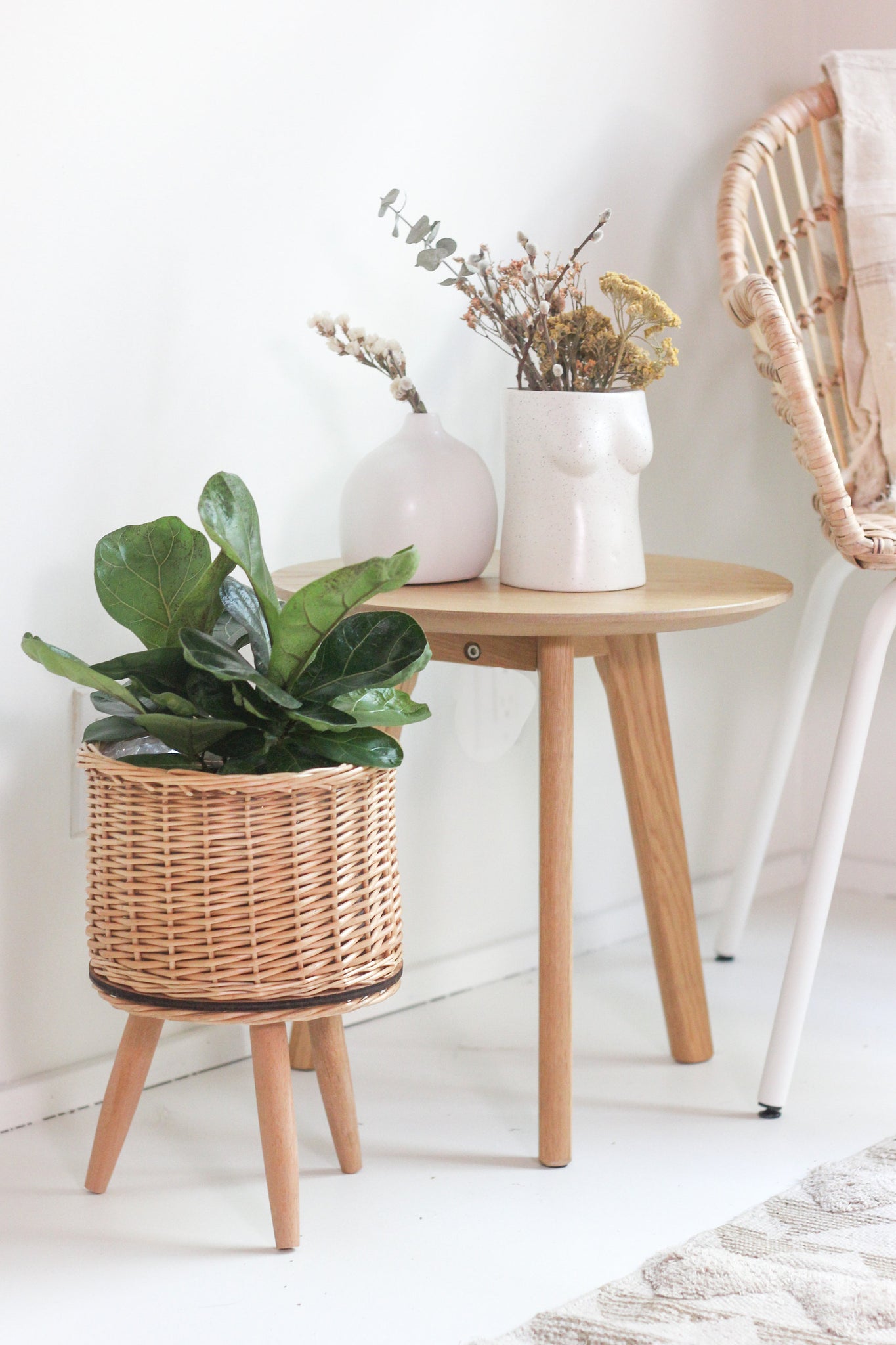 woven plant stand with legs Vintage Wicker Woven Plant Stand – SPROUT & ABOUT