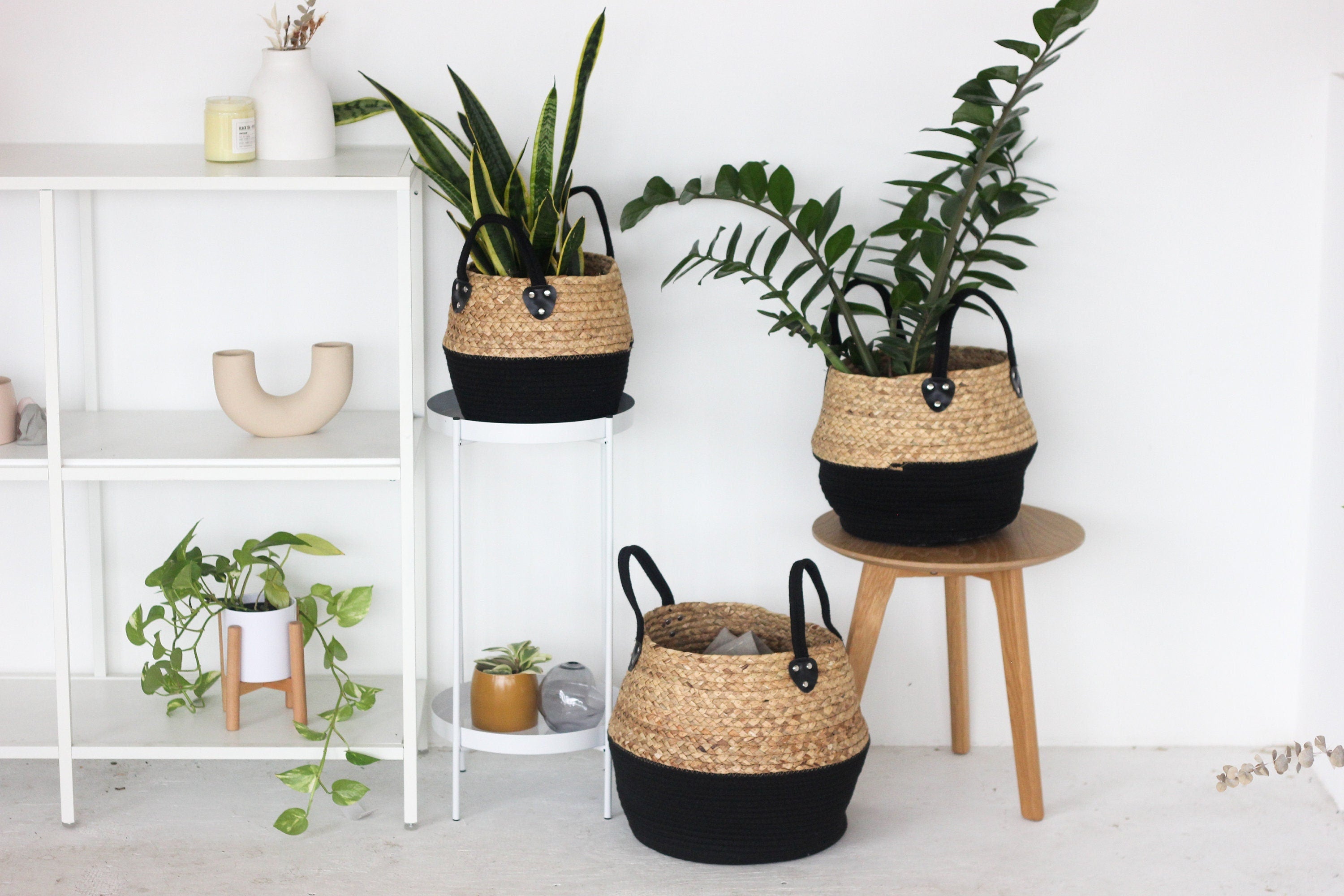 Natural Rope Round Storage Basket Black Bottom with Handle