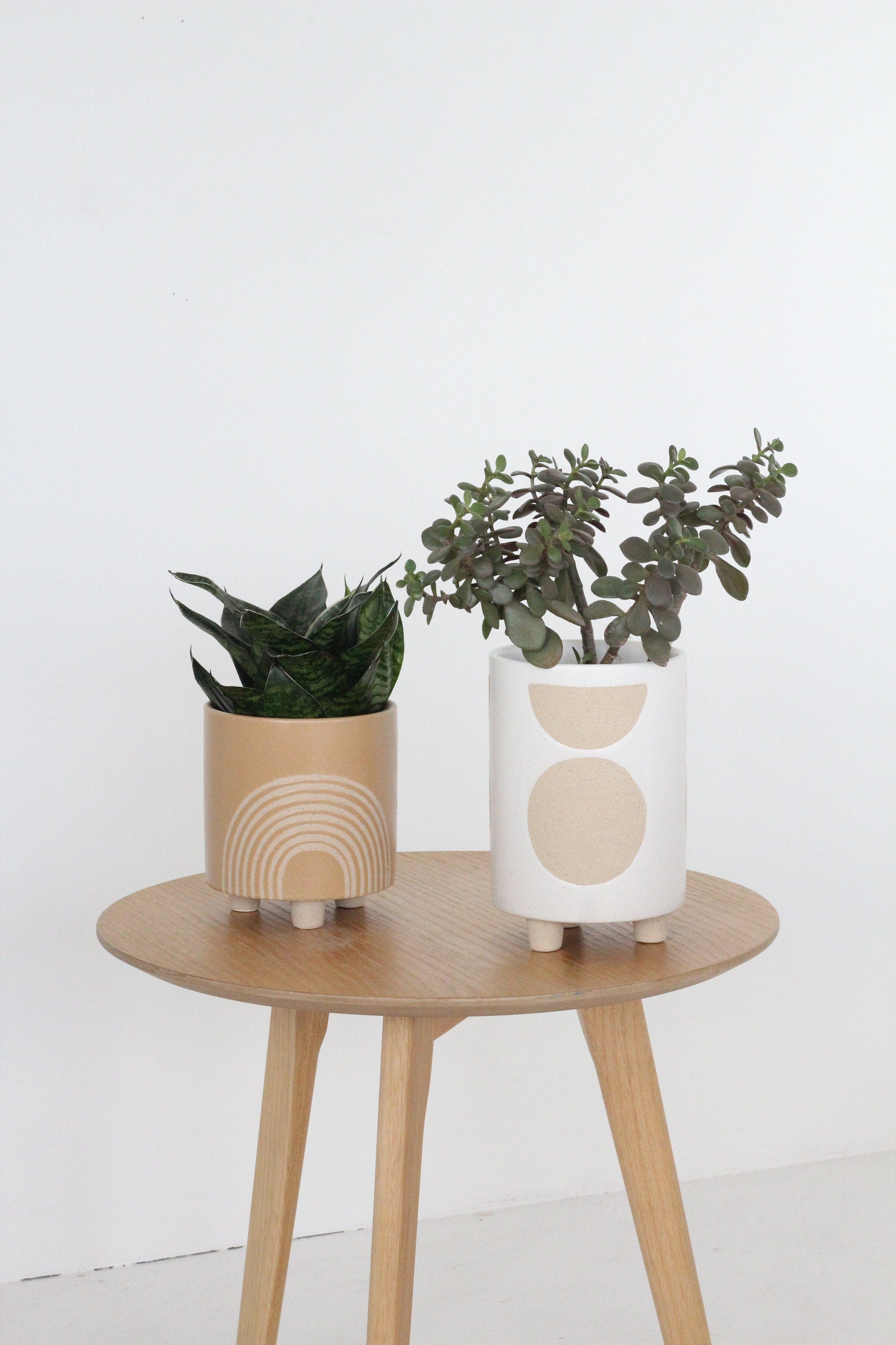 Beige Neutral Ceramic Planter Pot on Feet - Circle and Arch Emboss