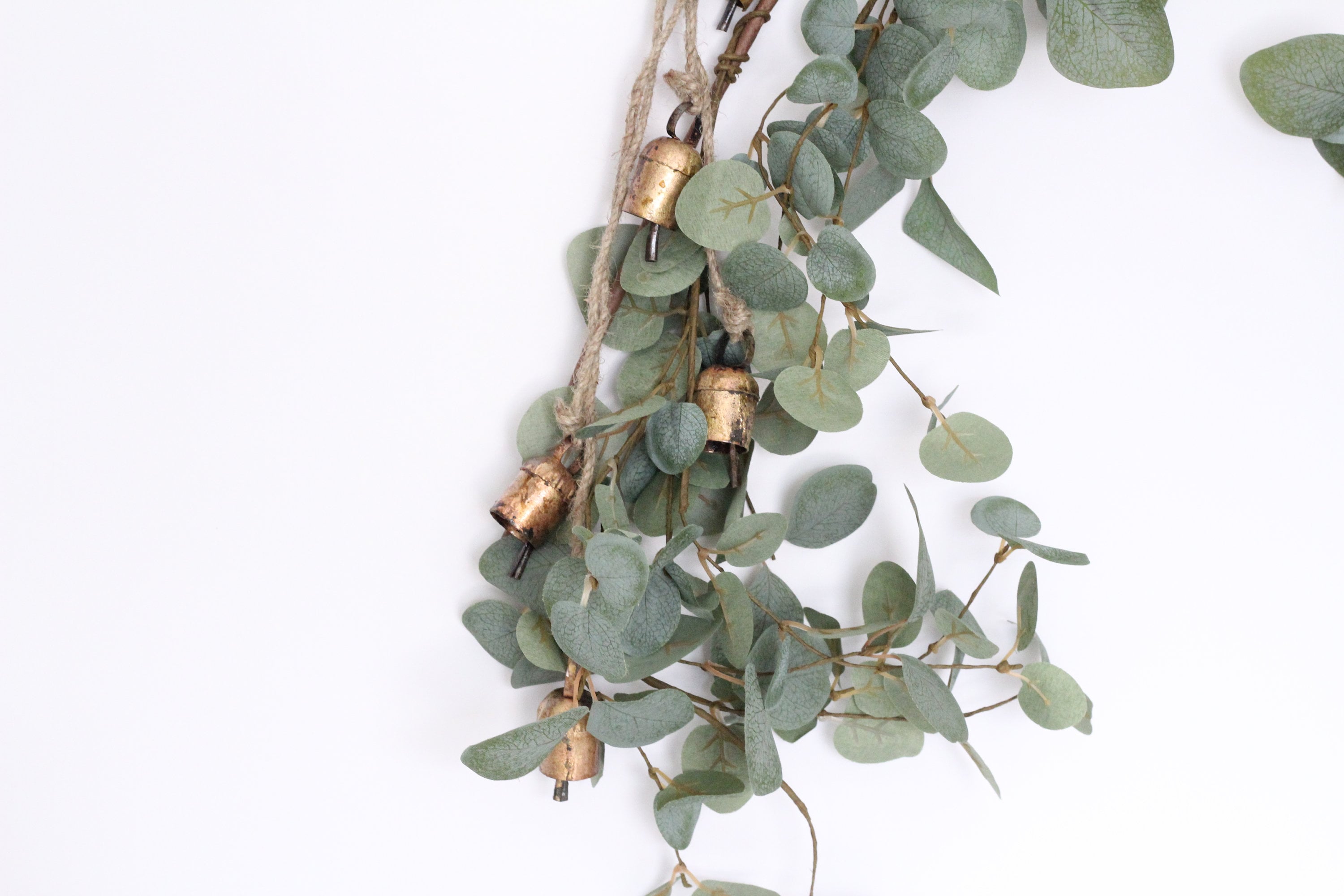 Rustic Bell Cascade Garland